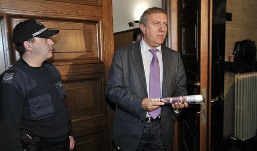 Бившият президент на ЦСКА твърди, че и в момента чужди инвеститори искат клуба<br />