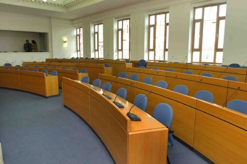 Столичният общински съвет задвижва конкурсите за външната реклама