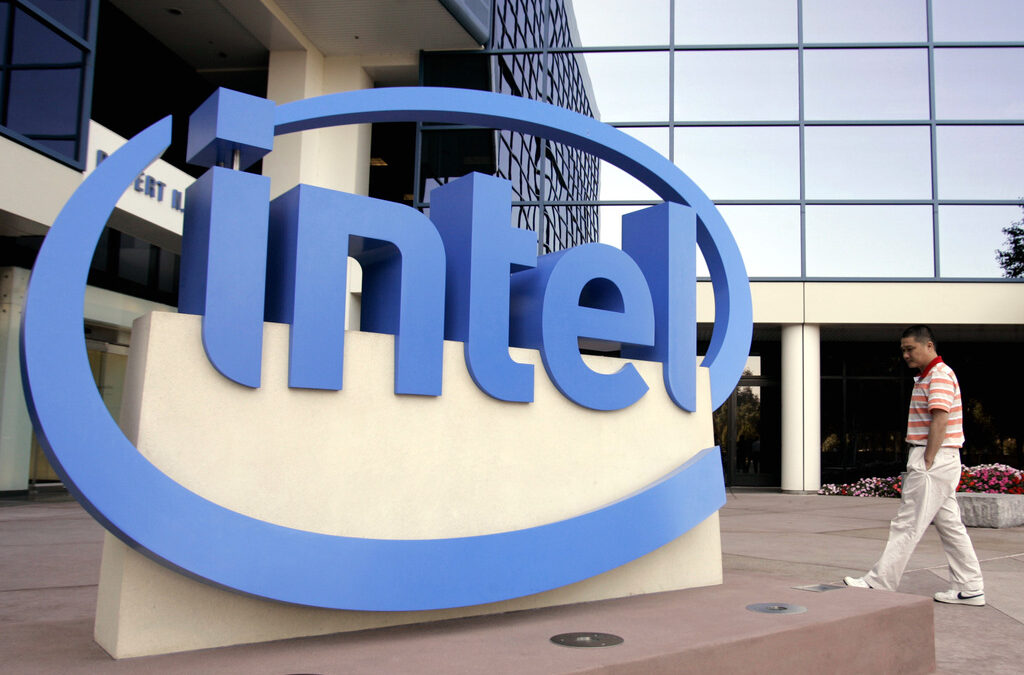 Intel ще пусне микропроцесори за таблети следващата година