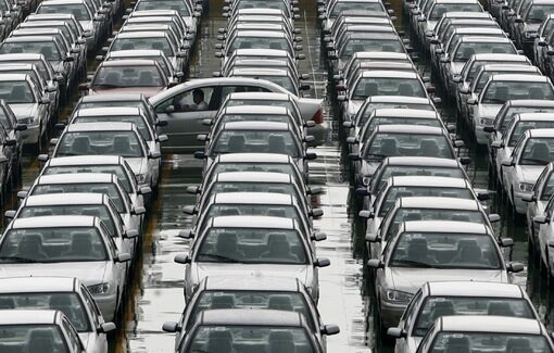 На срещата е имало и представители на автомобилната компания Dongfeng, която има съвместно производство със "Ситроен"