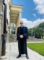  Към випуск 2023: Градете и пазете идентичността си на индивиди! Присъствайте в живота си 