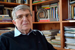 Professor Mihail Ivanov: The key to opposing the model "Peyevski" Among other parties