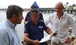 "Редно е да си тръгнете": цивилни гардове гонят Христо Иванов от плажа пред имот на Доган (обновена в 17 ч.) "Редно е да си тръгнете": цивилни гардове гонят Христо Иванов от плажа пред имот на Доган (обновена в 17 ч.)
