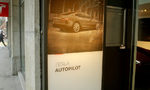 Автопилотът на "Тесла" получи ниски оценки за ангажираност на шофьора