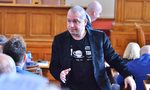 Тошко Йорданов се извини, че е "разкрил" грешен сигналоподател срещу Петър Илиев Тошко Йорданов се извини, че е "разкрил" грешен сигналоподател срещу Петър Илиев
