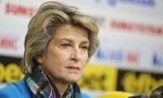 Коя е Весела Лечева - служебният министър на спорта