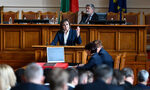 В първия ден на парламента БСП внесе предложения за връщане на хартиените бюлетини