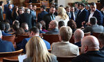 Парламентът възложи на правителството да се забърза с преговорите за еврото