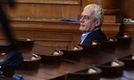 Депутатите отстраниха предсрочно управителя на здравната каса Депутатите отстраниха предсрочно управителя на здравната каса