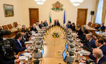 Правителството изпраща хуманитарна помощ за 1.6 млн. лева на Турция и Сирия Правителството изпраща хуманитарна помощ за 1.6 млн. лева на Турция и Сирия