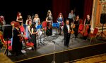 В страстната седмица – с дамския камерен оркестър "Митонисимо"
