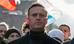 Екипът на Навални не изключва той да е бавно отравян в затвора