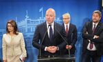 Парламентът ще пробва да заработи с три закона и преговори за председател, но в мълчание за кабинет Парламентът ще пробва да заработи с три закона и преговори за председател, но в мълчание за кабинет