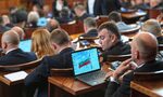 "Политическа сделка" и "задкулисна договорка": политическите сили коментираха искането за оставката на Гешев