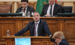Гешев няма да внася искане за сваляне на имунитета на Делян Добрев