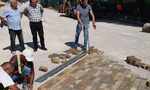 "Новата технология": Метални винкели през 10 м ще държат жълтите павета