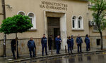 Премиерът: Има "асиметрии" в някои сектори, но за увеличение на заплатите ще искаме резултати Премиерът: Има "асиметрии" в някои сектори, но за увеличение на заплатите ще искаме резултати