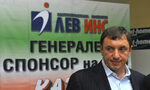 Барета, охранител, застраховател, консилиери – ролите на Алексей Петров