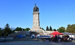 Паметникът на съветската армия беше атакуван с димки, спрейове и чукове (обновена) Паметникът на съветската армия беше атакуван с димки, спрейове и чукове (обновена)