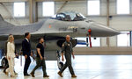 Нидерландия и Дания обещаха на Зеленски изтребители F-16 Нидерландия и Дания обещаха на Зеленски изтребители F-16