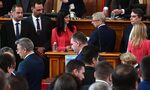 Първите 100 дни на кабинета - малки стъпки в сянката на ДПС, приятелския огън и атаките на президента