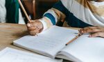 Образователното министерство показа обновените варианти за изпитите след седми клас Образователното министерство показа обновените варианти за изпитите след седми клас