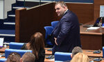 "Лукойл" обещал да внесе 500 млн. лв. данъци, за да се запази дерогацията "Лукойл" обещал да внесе 500 млн. лв. данъци, за да се запази дерогацията