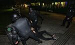 Предозиране: Депутат от ГЕРБ си мечтае полицията да бие здраво, без значение кого Предозиране: Депутат от ГЕРБ си мечтае полицията да бие здраво, без значение кого