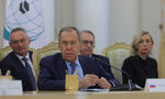 Самолетът на Лавров заобиколи България, говорителката му обвини София в "злоба"