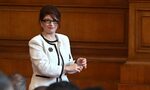 Една трета от регулаторите ще са под управлението на ДПС, обяви Десислава Атанасова Една трета от регулаторите ще са под управлението на ДПС, обяви Десислава Атанасова