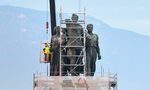 Демонтажът на Паметника на съветската армия: президентът зае страната на проруските партии (обобщение) Демонтажът на Паметника на съветската армия: президентът зае страната на проруските партии (обобщение)