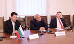 Пеевски пак подкрепи ГЕРБ в спора за външното министерство, Петков не отстъпи Пеевски пак подкрепи ГЕРБ в спора за външното министерство, Петков не отстъпи