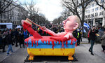 Екзитпол даде на Путин 87%, хиляди се включиха в акцията срещу него