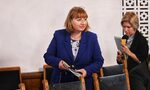 За отрицателно време парламентът одобри поправки, уреждащи проблема със служебните премиери (обновена) За отрицателно време парламентът одобри поправки, уреждащи проблема със служебните премиери (обновена)