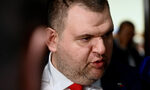 Пеевски поиска през медиите среща с Доган, докато го заплашва с жалби за натиск