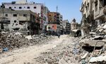 Израел отново бомбардира град Газа и праща танкове преди решаващи преговори Израел отново бомбардира град Газа и праща танкове преди решаващи преговори