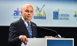 Промените в Конституцията бяха политическа сделка, смята Илхан Кючук