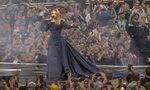 Фотогалерия: Въпреки лошото време Адел даде начало на концертите си в Мюнхен Фотогалерия: Въпреки лошото време Адел даде начало на концертите си в Мюнхен