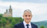 Депутат на "Възраждане" се оказа участник в програма на "Америка за България"