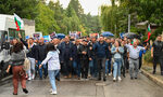 Членове и симпатизанти на ДПС и Доган тръгнаха на "поход за демокрация" Членове и симпатизанти на ДПС и Доган тръгнаха на "поход за демокрация"