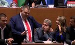 Блокада в парламента: "Има такъв народ" и "Възраждане" провалиха последното заседание, и Пеевски не успя да го спаси