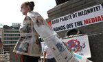 Празни столчета вместо журналисти – мечтата на провалящите се политици