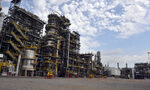 Собственикът на "Лукойл Нефтохим" отрича да има избран купувач за рафинерията в Бургас