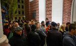 Актьори и политици се събират тази вечер, за да попречат на протестиращите Актьори и политици се събират тази вечер, за да попречат на протестиращите