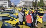С национален протест таксиметровите шофьори предупредиха за още блокади по Коледа С национален протест таксиметровите шофьори предупредиха за още блокади по Коледа
