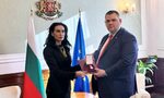 Едно наум: Украйна награди Пеевски с медал за особени заслуги