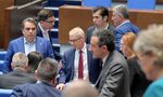 Гласуването за председател доведе до напрежение в "Продължаваме промяната - Демократична България"