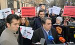 "Продължаваме промяната" протестира пред Софийски градски съд заради задържането на Лъчезар Ставрев