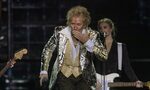 "Ще се забавлявам, докато мога": Род Стюарт отбелязва днес своята 80-годишнина