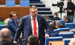 Предозиране: Пеевски поиска регистрация на тротинетките